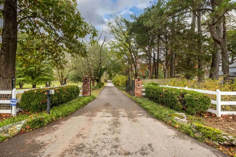 1172 N Reid-hooker Rd, Eads, TN 38028 - Image #2