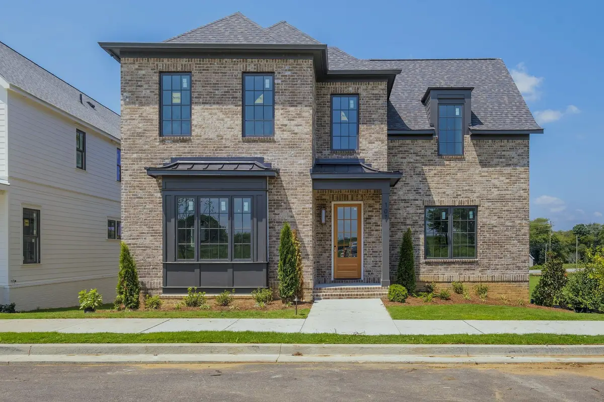 107 Cardiff Dr, Thompsons Station, TN 37179 - Image #1