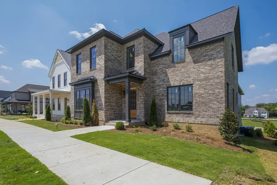 107 Cardiff Dr, Thompsons Station, TN 37179 - Image #2