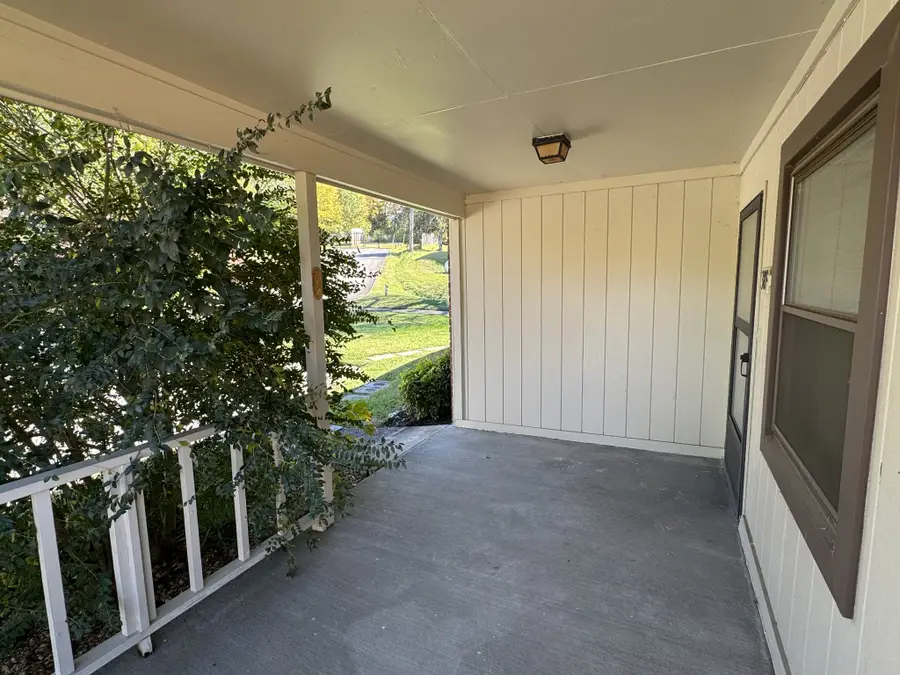 389 Deer Lake Dr, Nashville, TN 37221 - Image #2