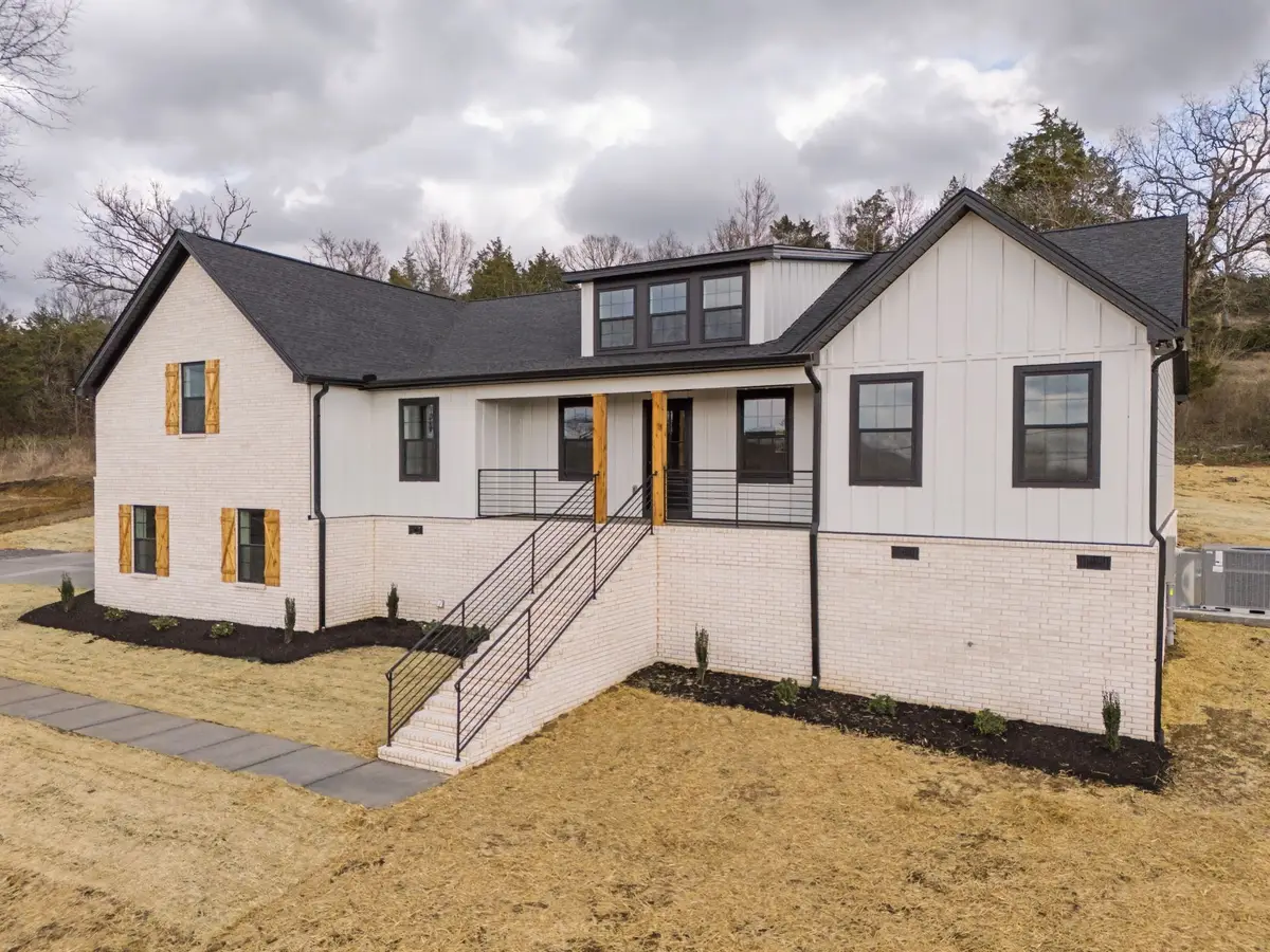 445 Bridle Path, Hartsville, TN 37074 - #1