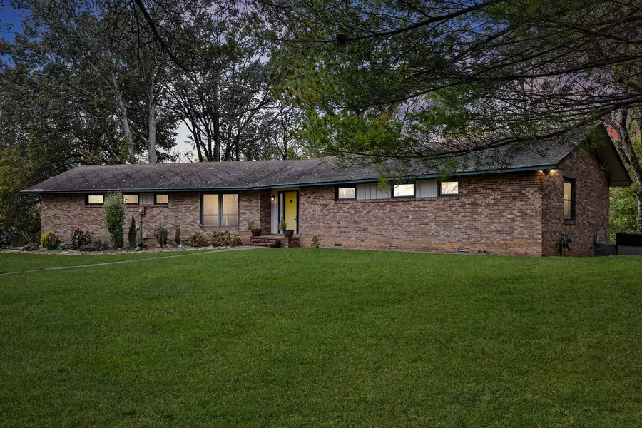 128 Riverlake Rd, Shelbyville, TN 37160 - Image #2