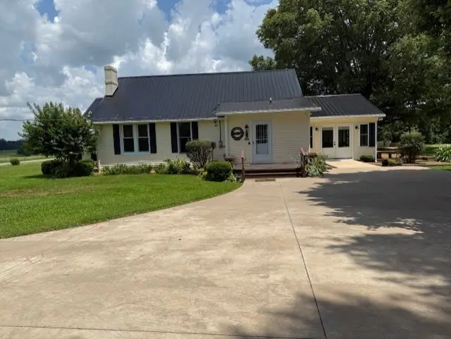 1305 Banks Levey Rd, Cottage Grove, TN 38224 - Image #2
