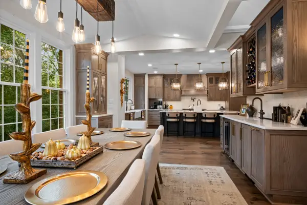 6326 Chickering Woods Dr, Nashville, TN 37215