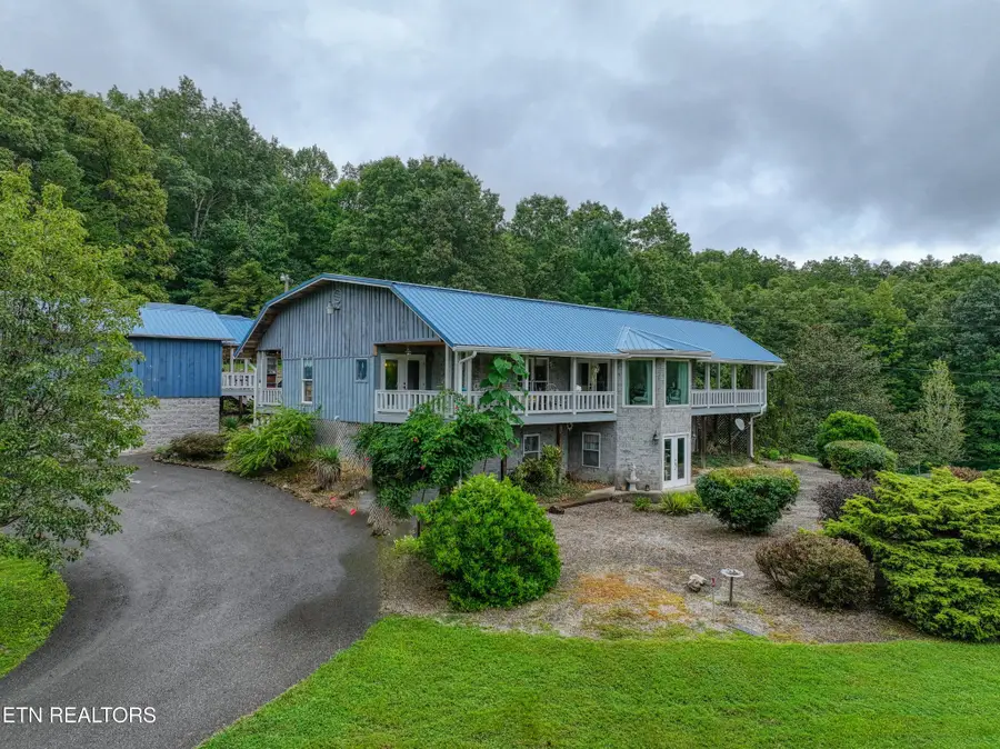 9161 Buffalo Rd, Oneida, TN 37841 - Image #3