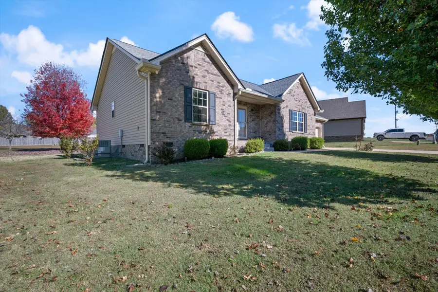 131 Beaver Creek Dr, Portland, TN 37148 - Image #2