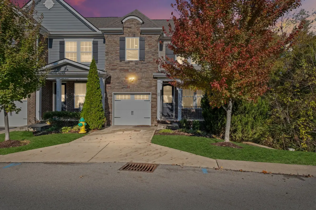 1051 Livingstone Ln, Mount Juliet, TN 37122 - Image #1