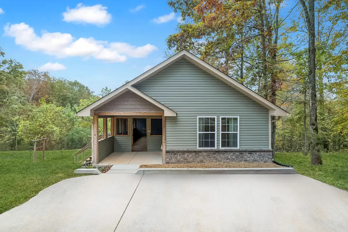 1011 Owen Ct, Ashland City, TN 37015 - Image #1