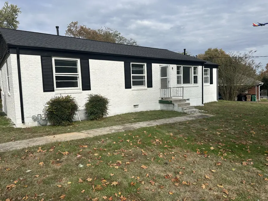 2906 Lakeland Dr E, Nashville, TN 37214 - #2