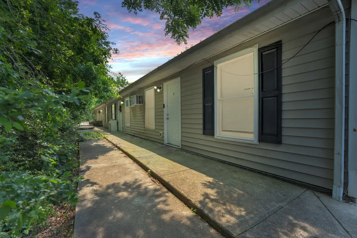 191 Oak St, Clarksville, TN 37042 - #1