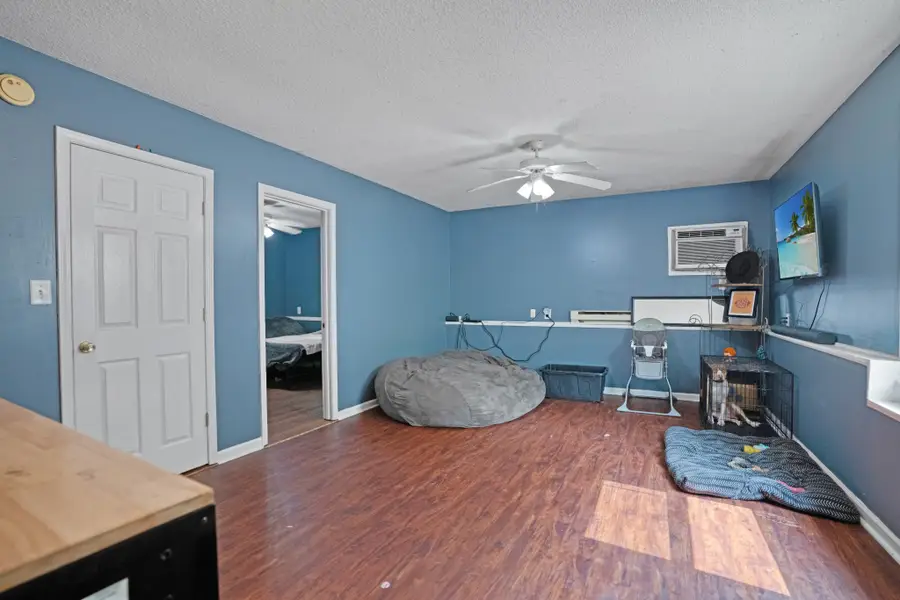 191 Oak St, Clarksville, TN 37042 - #3