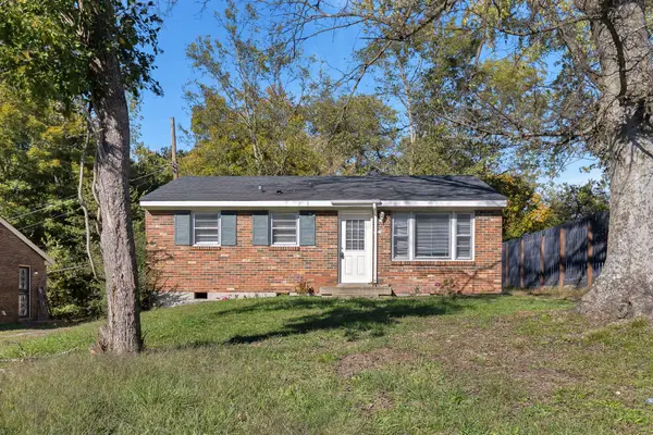 1221 Poplar St, Clarksville, TN 37040