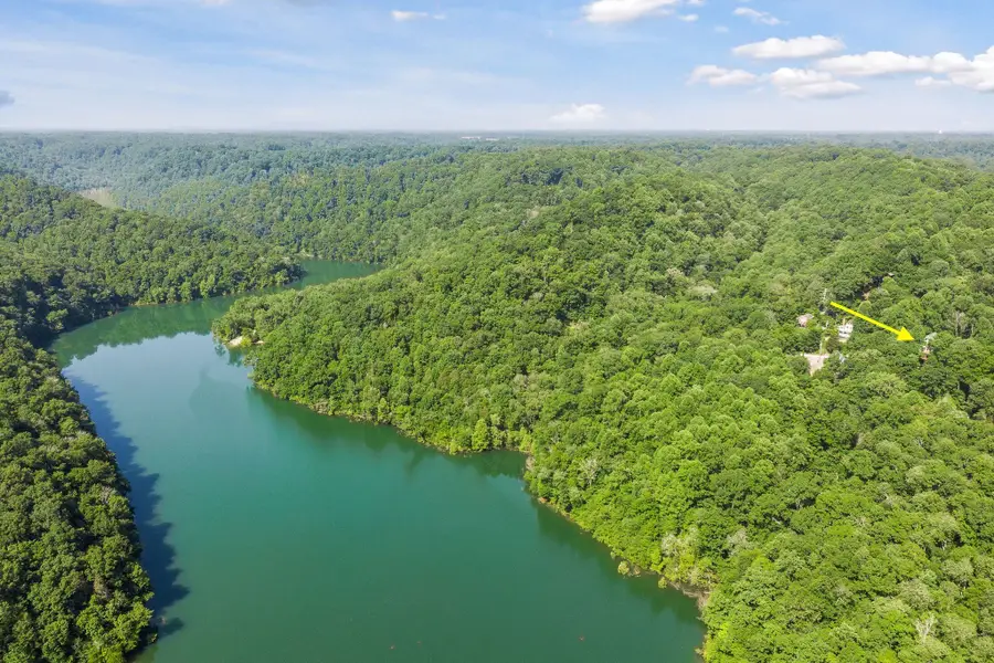 813 Cherokee Dr, Smithville, TN 37166 - Image #2