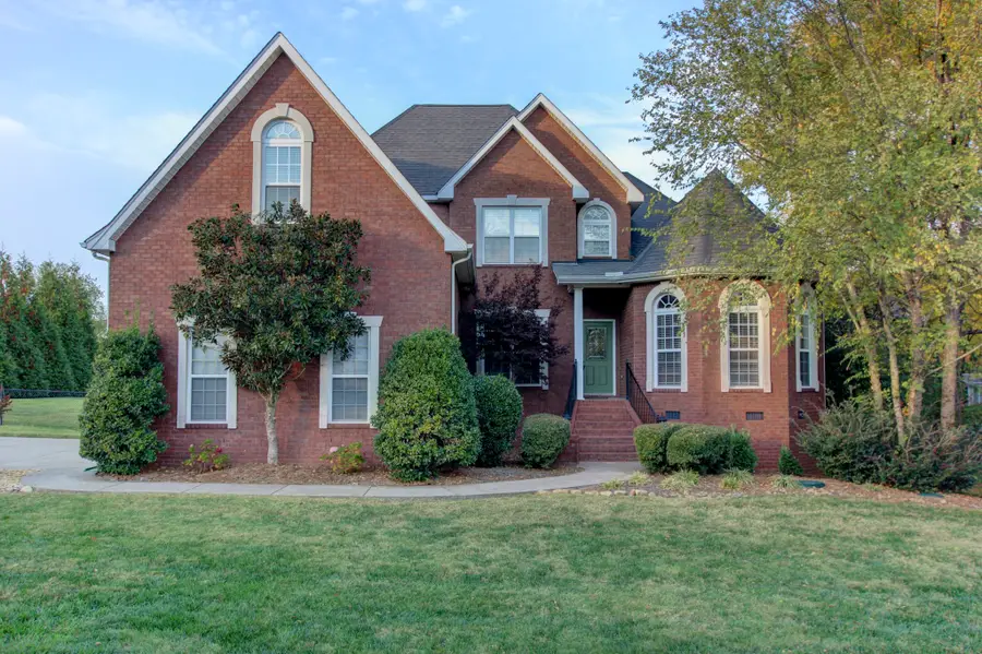 2052 Woodcliff Dr, Smyrna, TN 37167 - #2