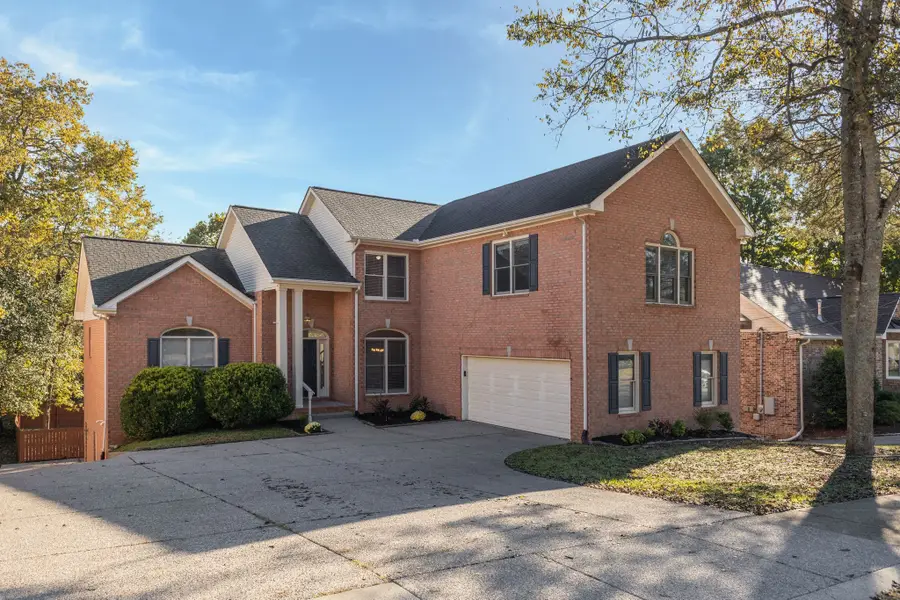 6844 Collinswood Dr, Nashville, TN 37221 - Image #3