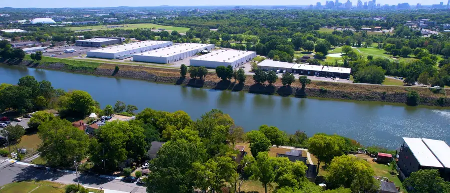 2124 Cliff Dr, Nashville, TN 37218 - Image #2