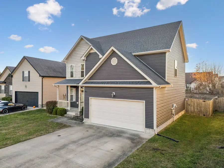 3738 Silver Fox Ct, Clarksville, TN 37040 - #3