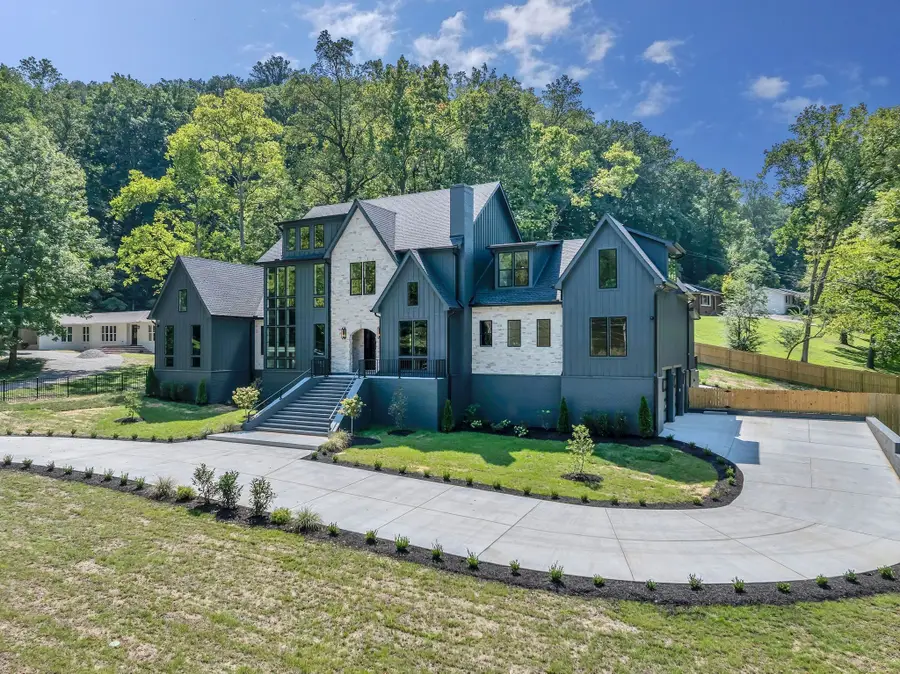 6529 Rolling Fork Dr, Nashville, TN 37205 - Image #2