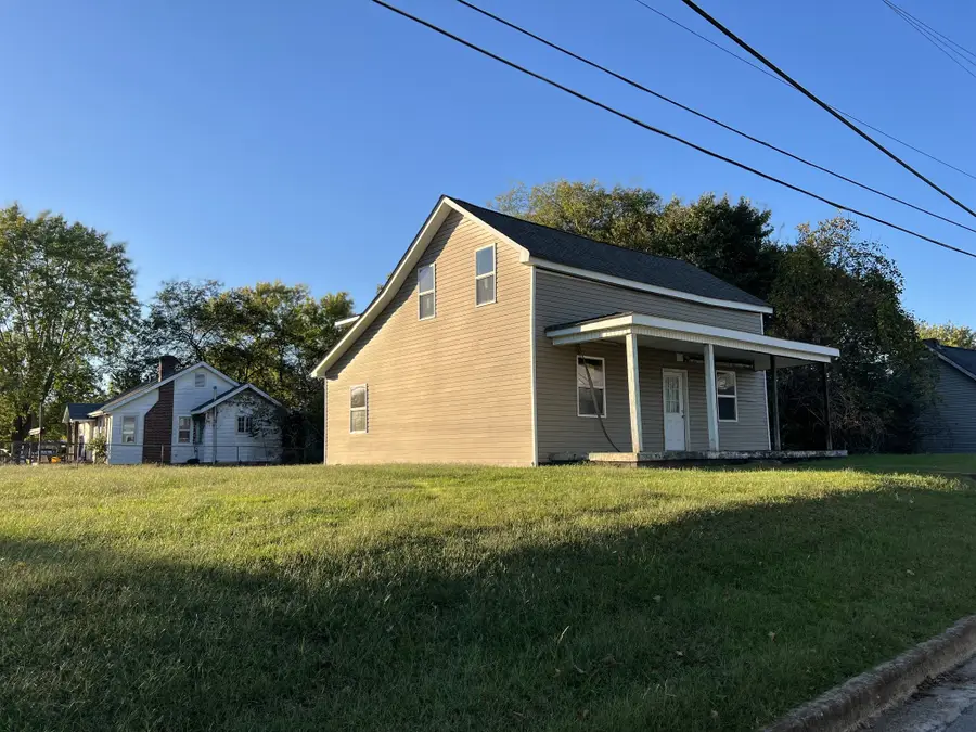122 Shelton St, Clarksville, TN 37040 - #2