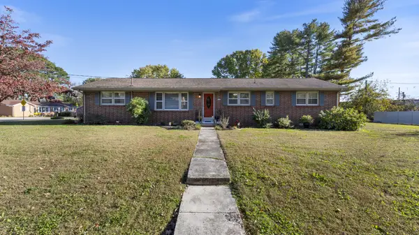 210 E Petty Ln, Winchester, TN 37398