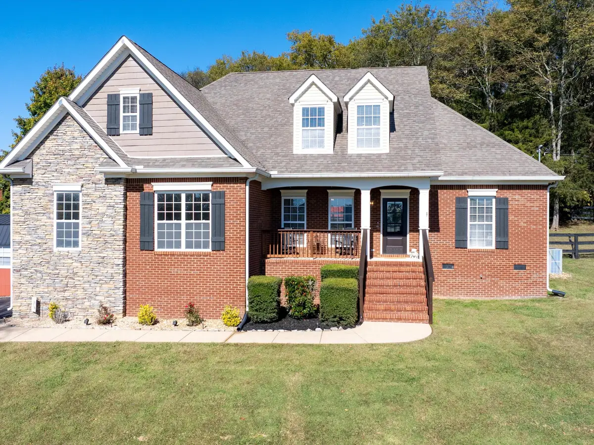 1363 Standing Stone Cir, Columbia, TN 38401 - Image #1