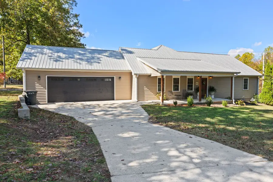 1517 Motlow College Rd, Normandy, TN 37360 - Image #2