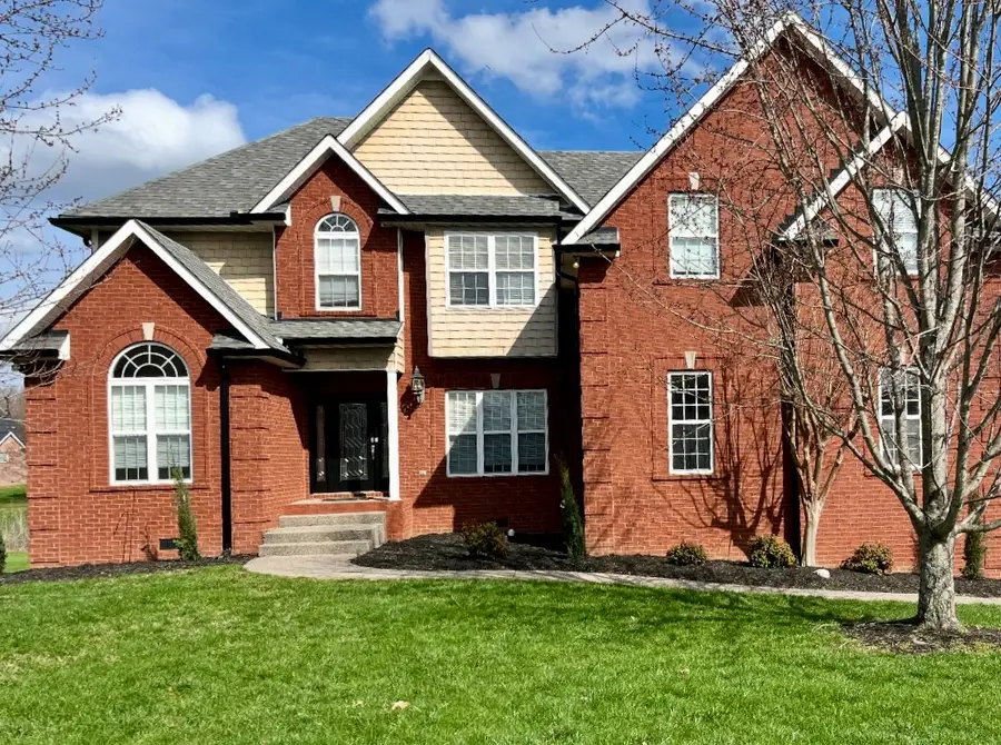 2062 N Amber Dr, Spring Hill, TN 37174 - Image #2