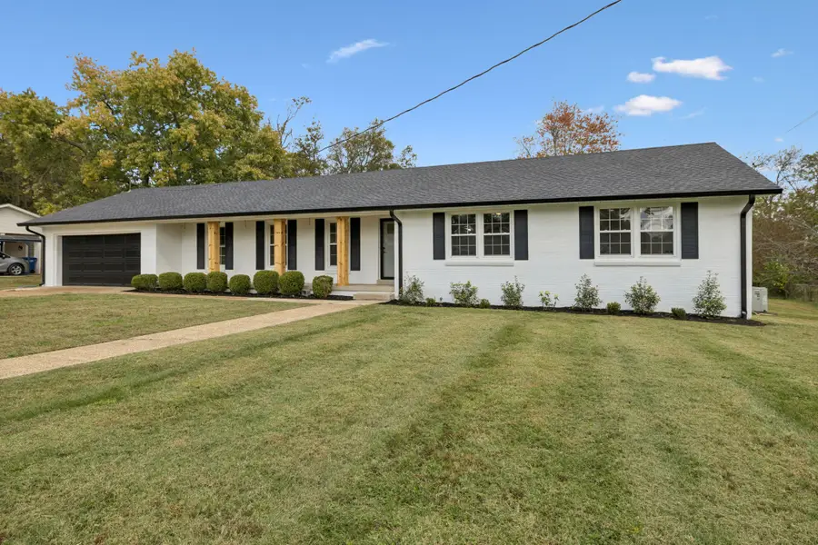 604 Pleasantwood Dr, Mount Pleasant, TN 38474 - Image #2