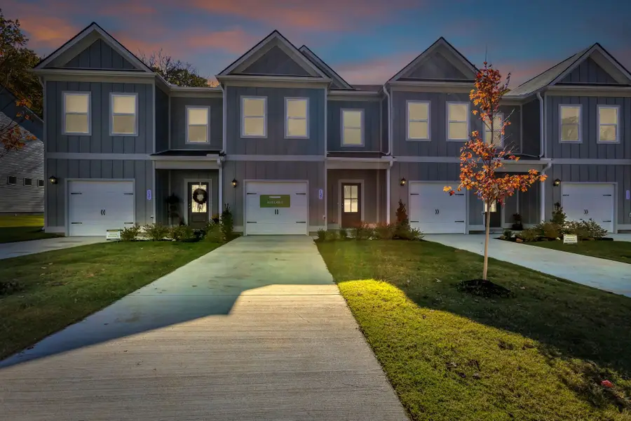 127 Ironhorse Way, Dickson, TN 37055 - Image #2