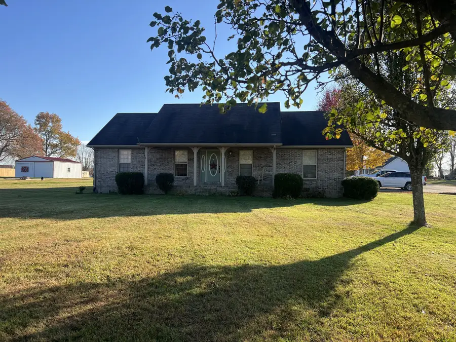 251 Walton Chapel Rd, Lafayette, TN 37083 - Image #3