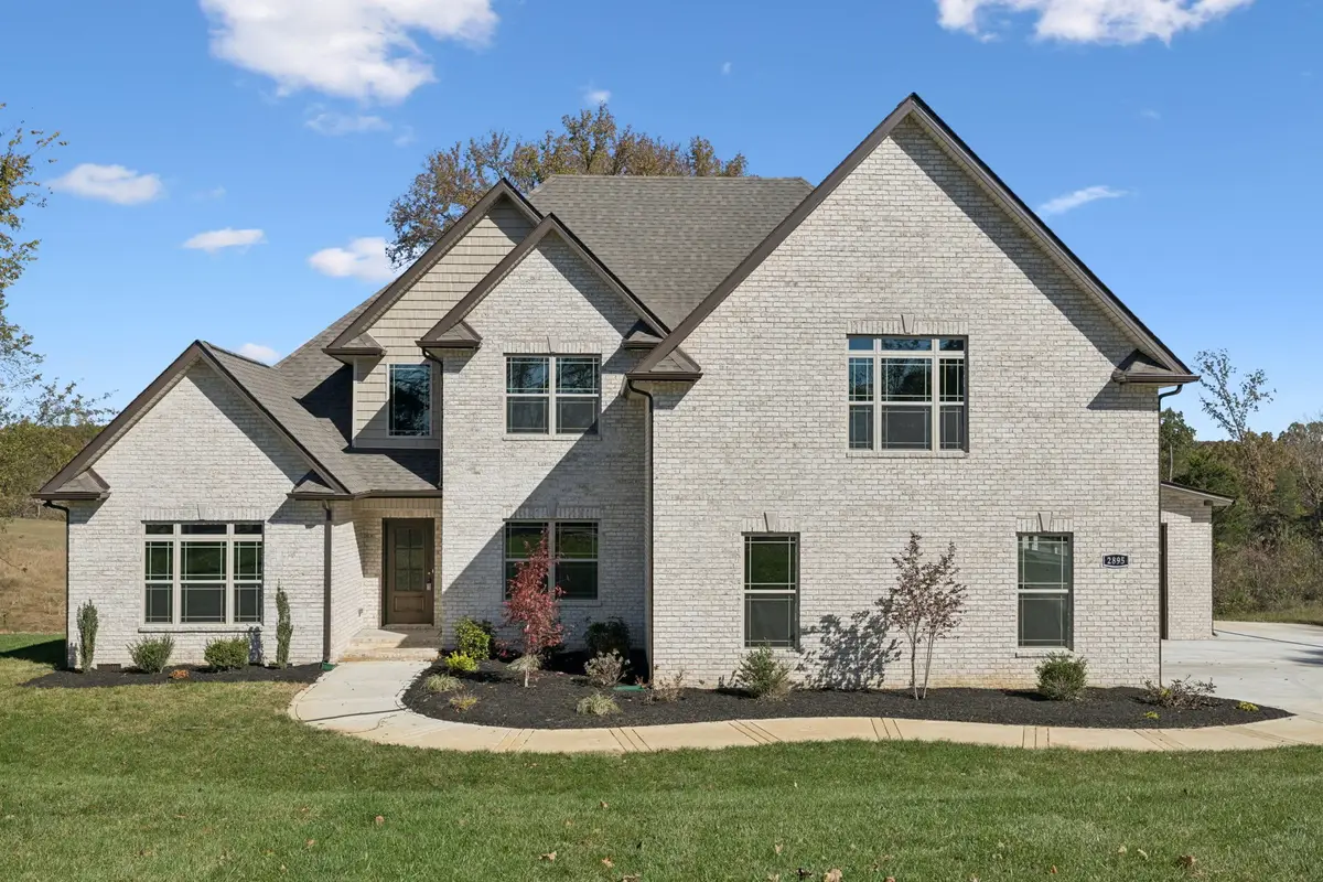 2895 Cooper Creek Rd, Woodlawn, TN 37191 - Image #1