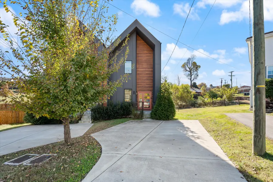 602 Newhall Dr, Nashville, TN 37206 - #2
