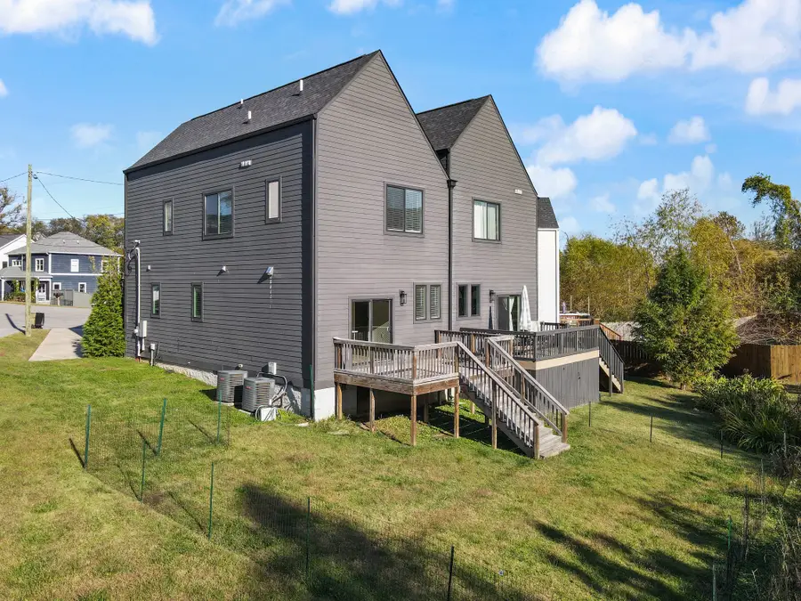 602 Newhall Dr, Nashville, TN 37206 - #3