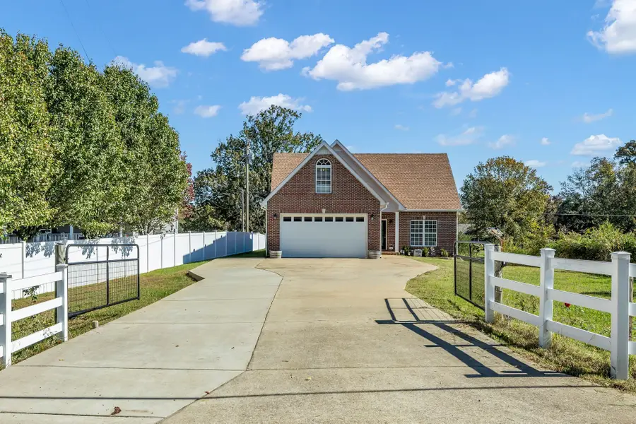 13535 Versailles Rd, Rockvale, TN 37153 - #3