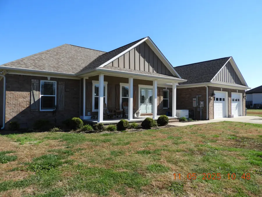 123 Planters Cir, Leoma, TN 38468 - Image #2