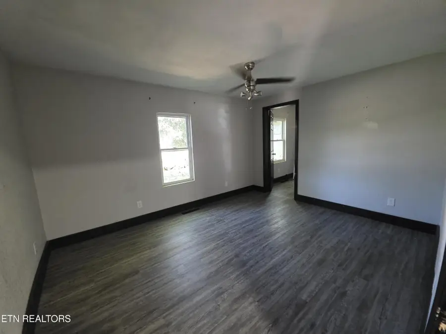 218 Burns St, Alcoa, TN 37701 - Image #3