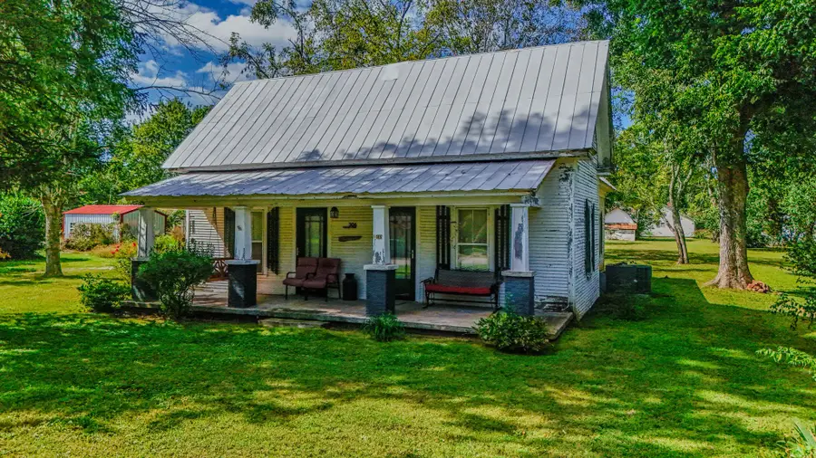 306 College St, Decherd, TN 37324 - Image #2