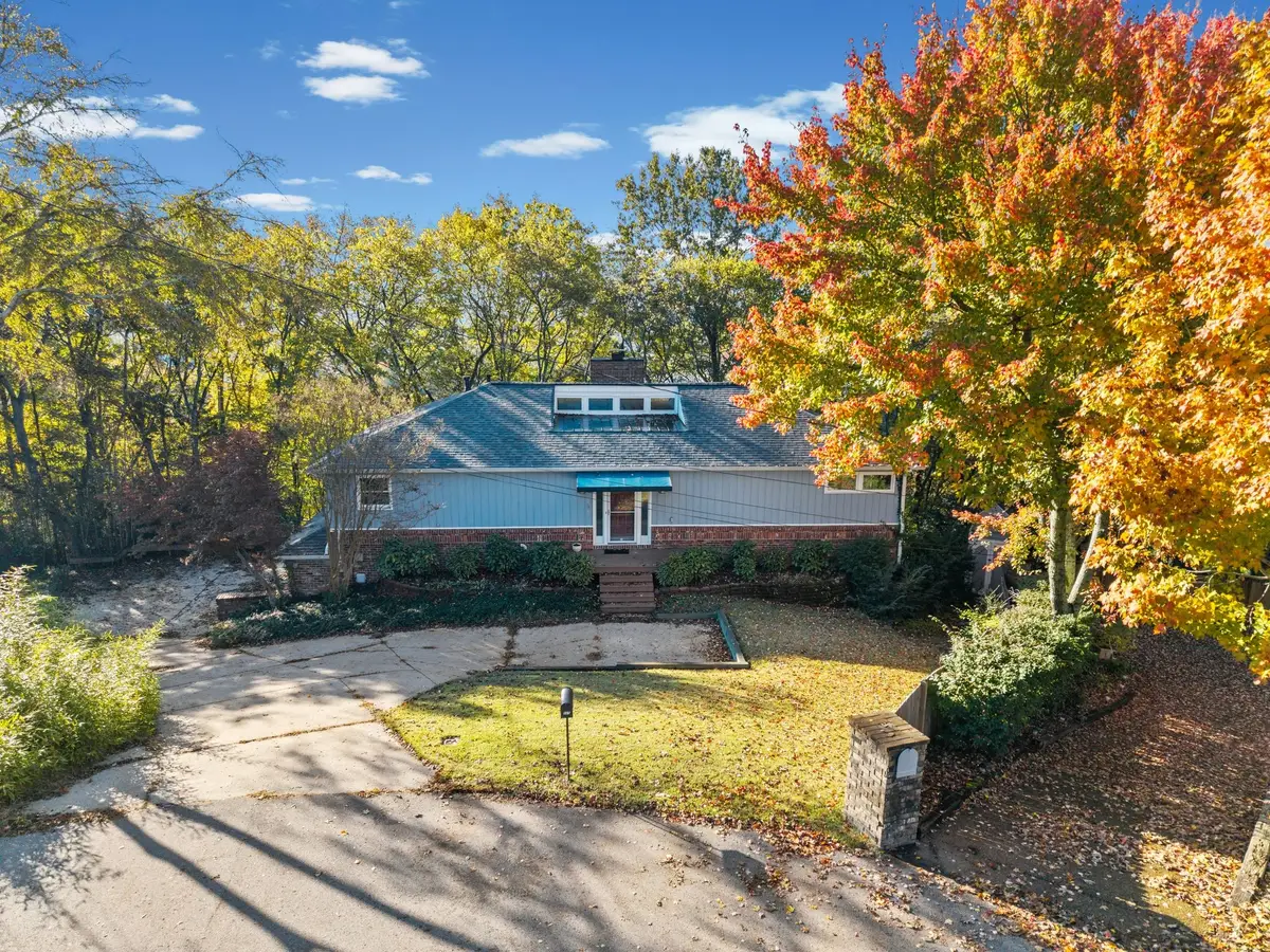 525 Saddle Dr, Nashville, TN 37221 - #1