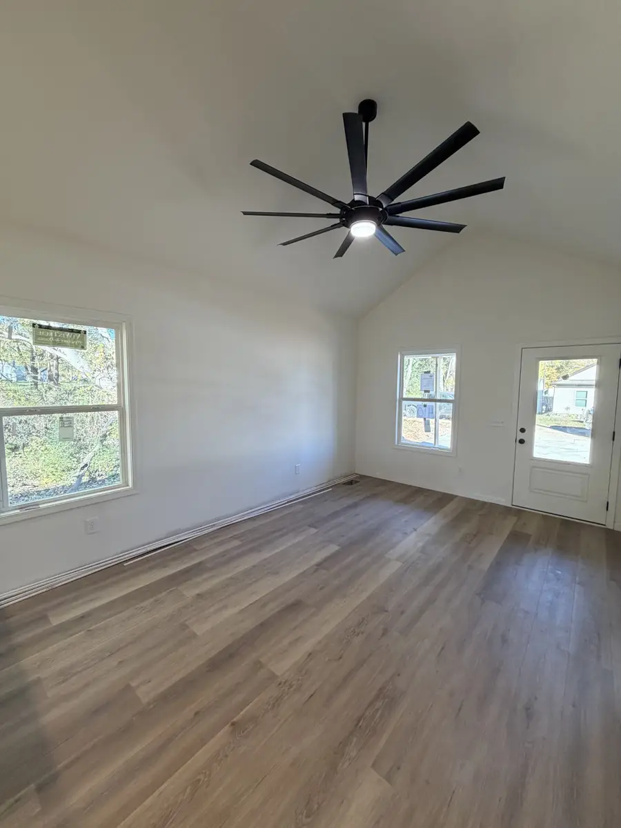 410 Church St, Portland, TN 37148 - Image #2