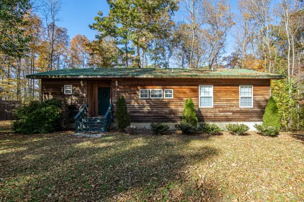 1137 Cherokee Rd, Waynesboro, TN 38485