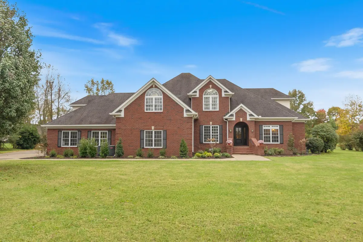 1926 Irby Ln, Murfreesboro, TN 37127 - Image #1