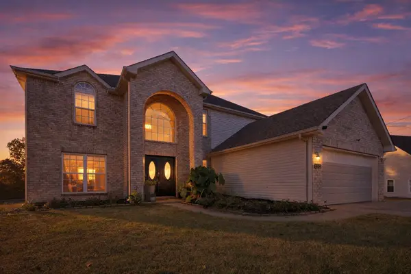 630 Holland Ridge Dr, La Vergne, TN 37086