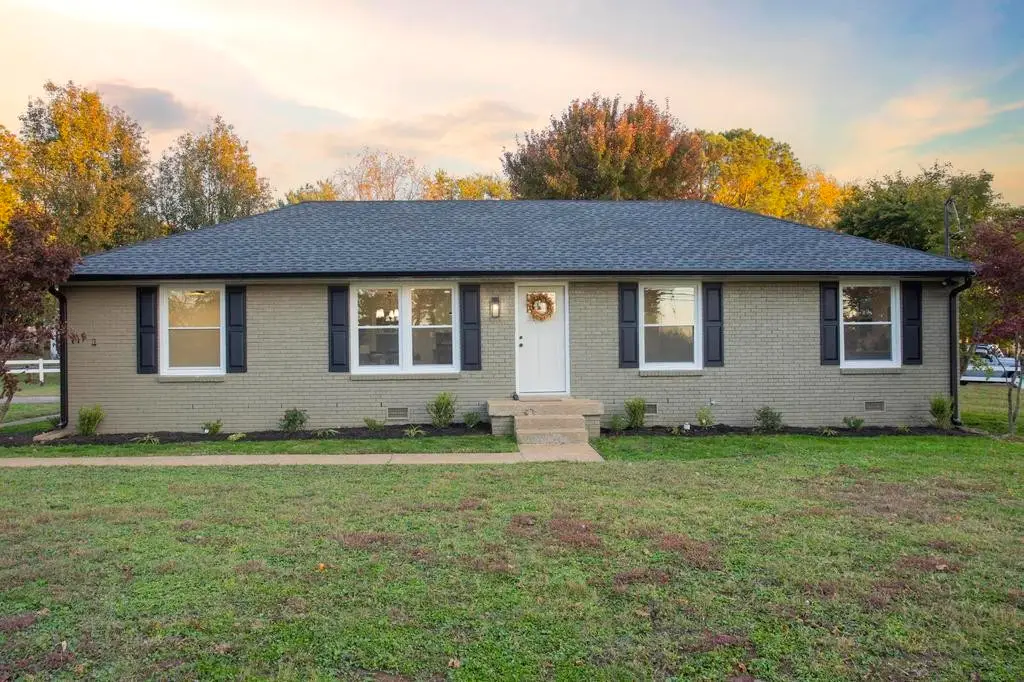 21 Shshone Ct, Old Hickory, TN 37138 - Image #1
