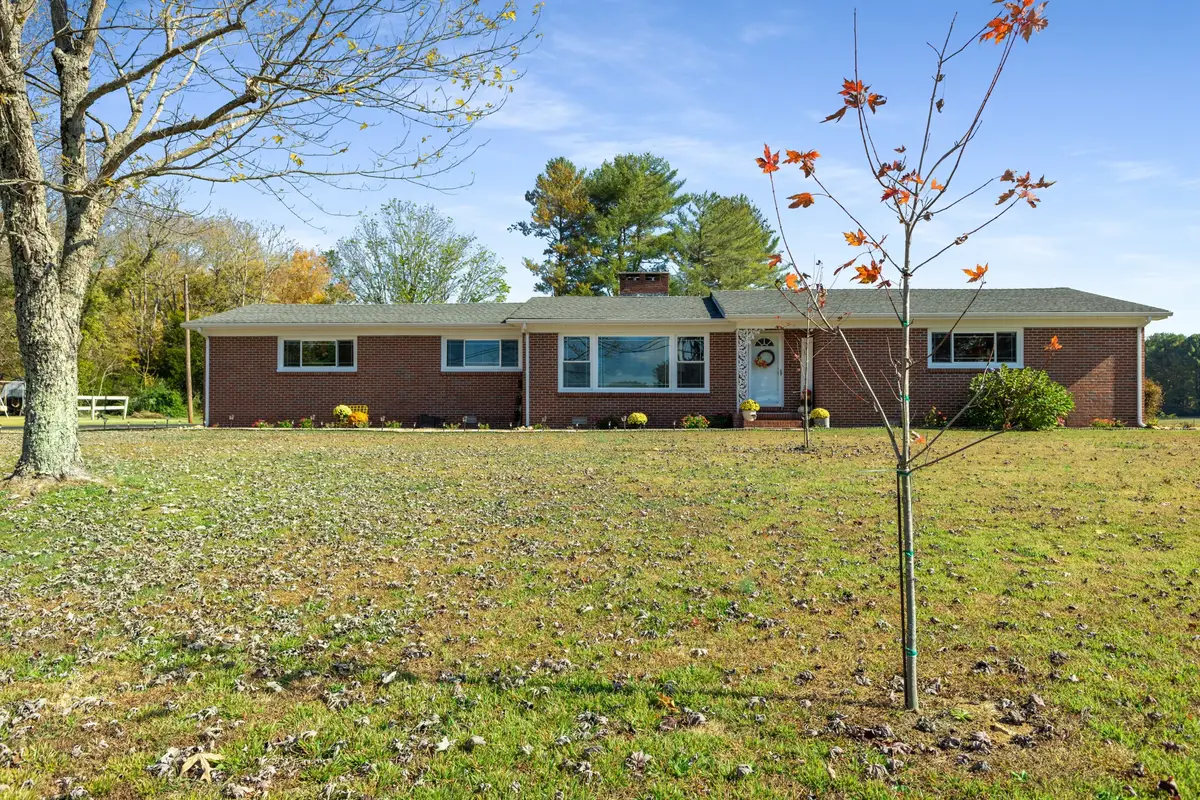 3564 Smithville Hwy, McMinnville, TN 37110 - #1