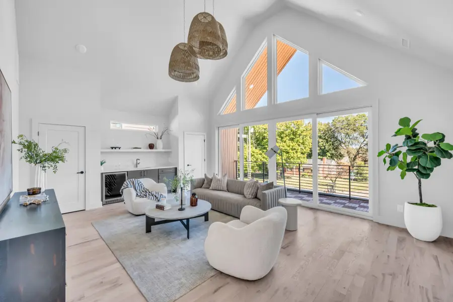 1226 Preston Dr, Nashville, TN 37206 - Image #2