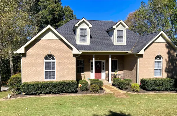 1225 Meeks Cemetery Rd, Burns, TN 37029