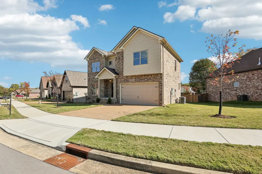 7132 Silverwood Trl, Hermitage, TN 37076 - Image #2