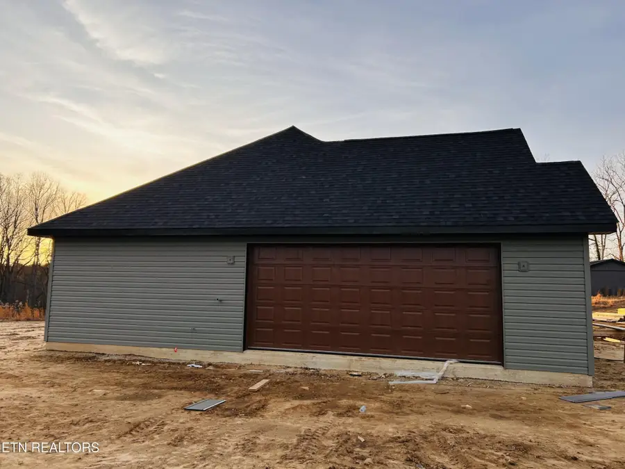 1458 Taylor Place Rd, Jamestown, TN 38556 - #3