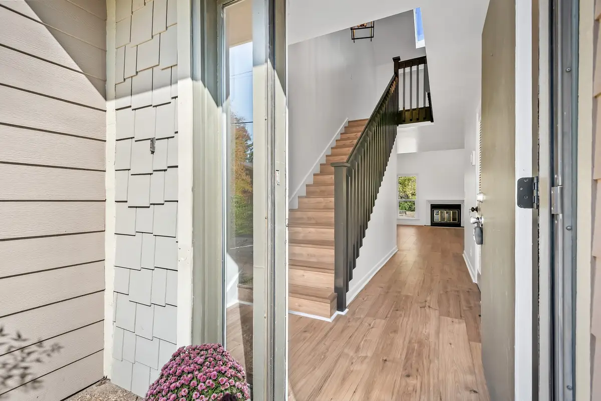 611 Barlin Dr, Nashville, TN 37221 - Image #1