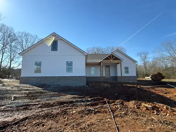 1932 River Rd, Clarksville, TN 37040